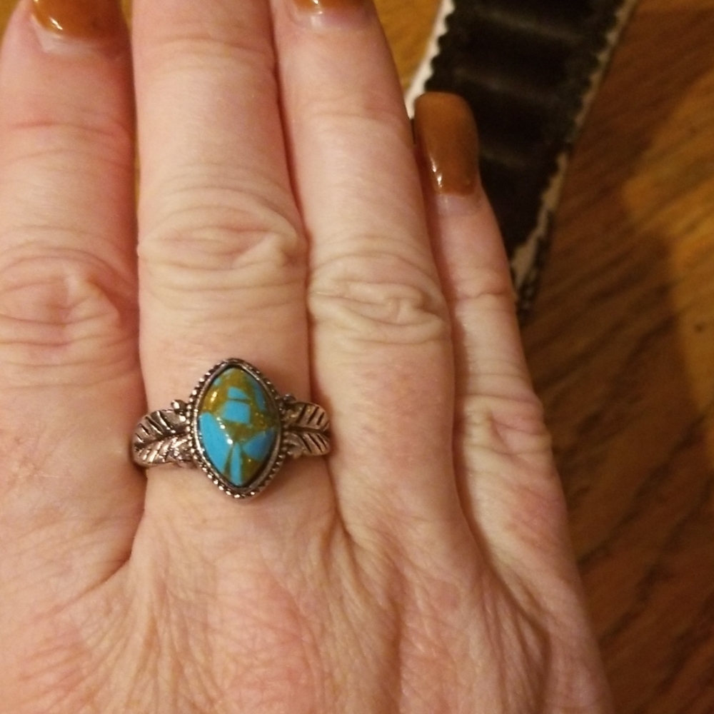 Turquoise colored stone ring - Picture 4 of 7